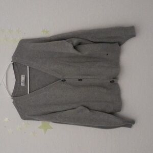 Hollister granny core light weight sweater